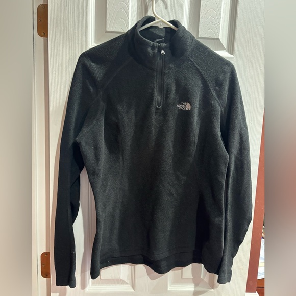 The North Face Quarter-Zip Fleece - Picture 2 of 5
